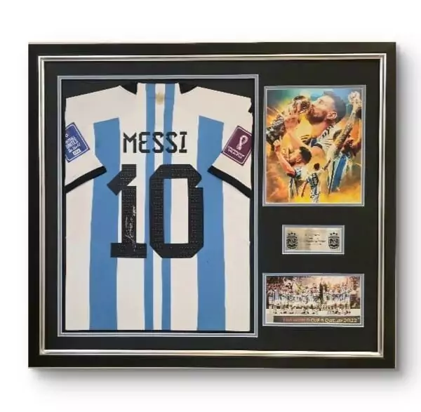 Lionel Messi Signed Shirt